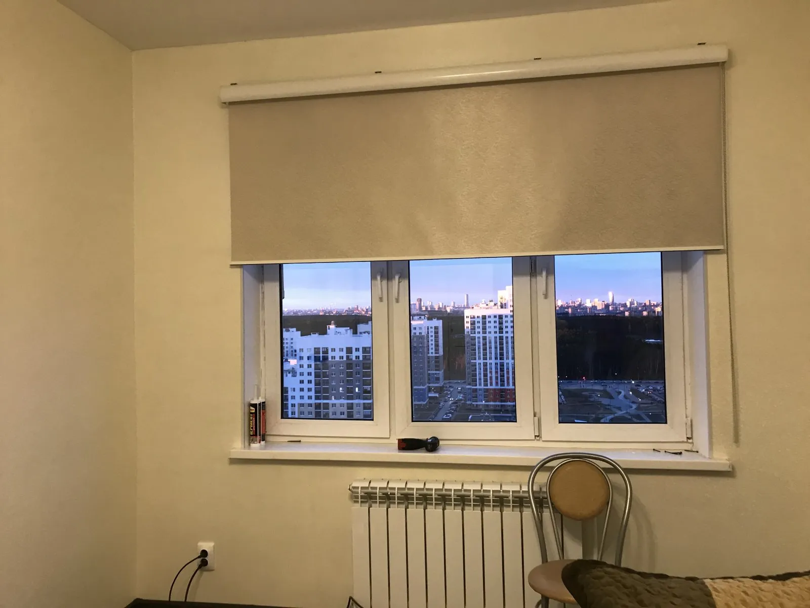 Рулонные шторы на проём Жемчуг 01 Белый